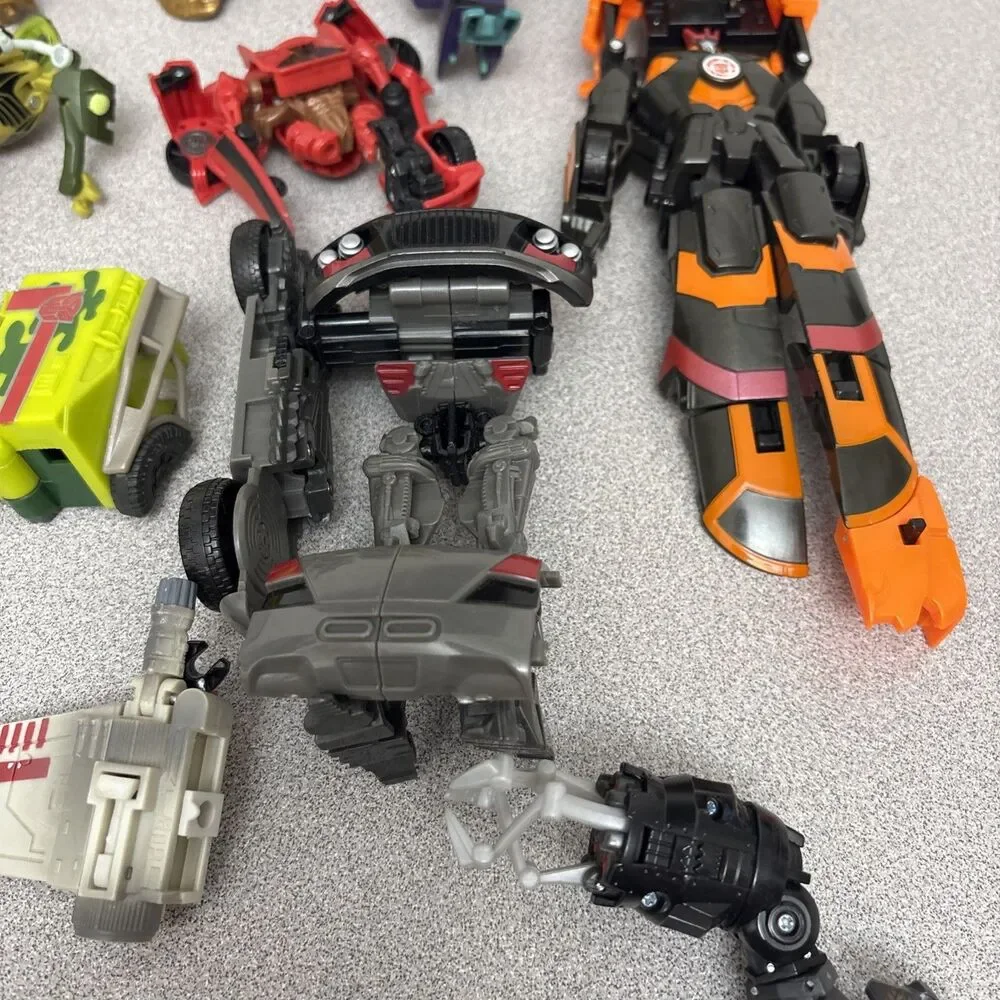 Transformers Lot of Incomplete Figures For Parts Pieces - As Is lot